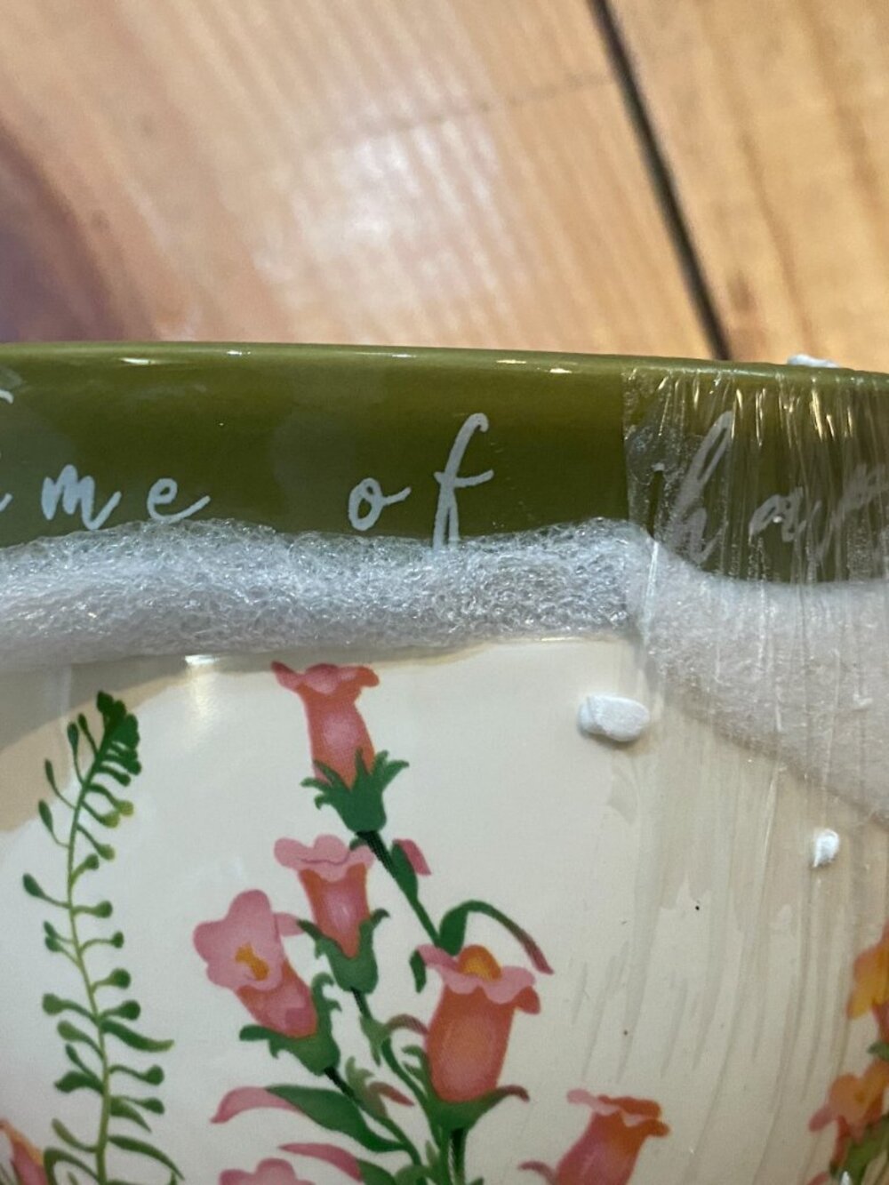 Green floral teacup with lid-NEW! - Picture 9 of 13